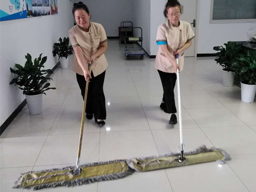 廣電計(jì)量檢測（湖南）有限公司日常保潔